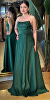 Yeşil Taş Detaylı Sırt Dekolteli Yırtmaçlı Kloş Etekli Saten Uzun Abiye Elbise 7733