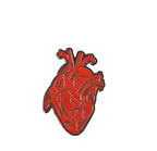 Kalp Şeklinde Medikal Broş P0649