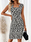 Kadın Kısa Kollu Kare Yakalı Leopar Desenli Dalgıç Elbise