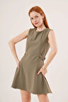 Yanları Zincir Detaylı ıfır Kol Haki Mini Elbise