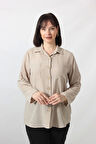 BB-077 BEJ PAMUK KETEN KOLU APOLETLİ İKİ CEPLİ KADIN BÜYÜK BEDEN GÖMLEK
