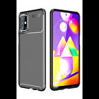 Samsung Galaxy M31S Kılıf Auto Focus Karbon Kapak