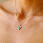 Yonca İçi Yeşil Kolye