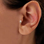 Üç Taşlı İnci Tragus Piercing