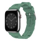 Apple Watch 7 41mm Uyumlu Kordon Silikon Yumuşak Esnek Metal Klipsli KRD-92 Kayış