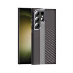Galaxy S23 Ultra Kılıf M-safe Şarj Özellikli Karbon Fiber Görünümlü HGEA Gros Kapak - Gri-Siyah
