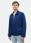 Lacivert Regular Fit Gömlek Yaka Casual Dokuma Mont