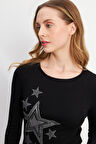 Yıldız Desenli Uzun Kollu Yuvarlak Yaka Bluz