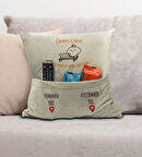 BK Gift Eğlenceli Tasarımlı Organizer Kumanda ve Atıştırmalık Cepli Krem Kırlent Yastık- 1, Ev Dekor