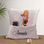 BK Gift Kişiye Özel Mezun Karikatür Tasarımlı Organizer Kumanda ve Atıştırmalık Cepli Pembe Kırlent 