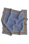 Twill Yumuşak Dokulu Kenar Motifi Şal Desenli Bebe Mavisi Renkli 90x90 Eşarp (İpek İçermez) Dikim Şekli : El Dikişi