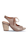 Bueno Shoes Gri Deri Kadın Topuklu Sandalet 01wn0100
