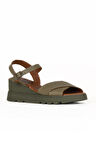 Bueno Shoes Haki Deri Kadın Dolgu Topuklu Sandalet 01we5201