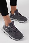 Kaymaz Eva Taban Bağcıklı Unisex Füme Spor Ayakkabı AT1903-0