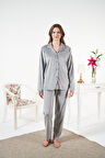 Kadın Kışlık Önden Düğmeli Çizgili Kadife Pijama Takımı Gri