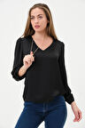 V Yakalı Saten Bluz