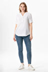 Kısa Kol Gülgün V Yaka Müslin Yazlık Bluz Beyaz Byz