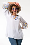 Uzun Kol Şile Bezi Gülruh V Yaka Nakışlı Bluz Beyaz Byz