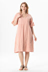 Kısa Kol V Yaka Alize Nakışlı Midi Boy Müslin Yazlık Elbise Pudra Pdr