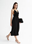 Fabrika Siyah Kadın V Yaka Askılı Midi Basic Armürlü Büzgülü Elbise ROHAN-Y