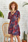Pencere Detay Bağlamalı V Yaka Bohem Mini Elbise