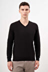  Erkek Siyah Basic V Yaka Dynamic Fit Rahat Kesim Triko
