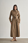 Mizalle Premium Saf Pamuk Mocha Rengi Piliseli Uzun Elbise