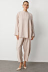 Mizalle Oversize Yüksek Yaka Modal Karışımlı Bej Rengi Tunik
