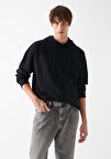 Mavi Kapüşonlu Siyah Sweatshirt 0610062-900