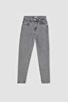 DeFacto Mom Fit Jean Bilek Boy %100 Pamuk Pantolon A7491AX23SMNM55