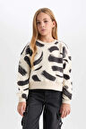DeFacto Kız Çocuk Desenli Bisiklet Yaka Sweatshirt D3018A824WNBG734