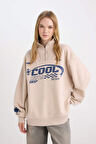 DeFacto Coool Oversize Geniş Kalıp Yarım Fermuarlı Baskılı Kalın Sweatshirt D7565AX24WNBG701