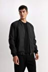 DeFacto Slim Fit Bomber Mont Ceket Dar Kesim Kolej Yaka Fermuarlı Çift Cepli Mevsimlik Hafif D7319AX25SPBK27