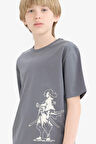 DeFacto Erkek Çocuk Bisiklet Yaka Baskılı Kısa Kollu Tişört E0178A825HSAR58