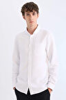 DeFacto Slim Fit Dar Kesim Polo Yaka Dokulu Uzun Kollu Beyaz Gömlek T2066AZ25SPWT34