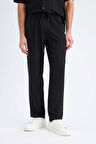 DeFacto Yazlık Viskon Jogger Pantolon Regular Fit Normal Kesim Keten Karışımlı Düz Paça Cepli B4867AX25SMBK81