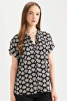 DeFacto Regular Fit Apaş Yaka Desenli Kısa Kollu Gömlek I6173AZ25SMBK81