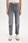 DeFacto Comfort Straight Yüksek Bel Bilek Boy Jean Yıkamalı Pantolon E3413AXNSNM36