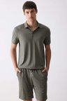 DeFacto Slim Fit Dar Kesim Polo Yaka Dokulu Kısa Kollu Krinkıl Tişört E1222AX25SMKH401
