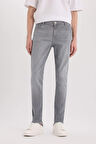 DeFacto Pedro Slim Fit Dar Kalıp Normal Bel Dar Paça Jean Pantolon D9782AX25SPNM18