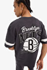 DeFactoFit NBA Brooklyn Nets Oversize Geniş Kalıp Bisiklet Yaka Sırt Baskılı Kısa Kollu Tişört E2183AX25SMAR210