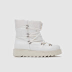 Kadın Kar Botu [051815]