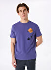 D5SM-TST3773 Mor Bisiklet Yaka Relaxed Fit Baskılı T-Shirt