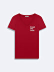 Kısa Kollu V Yaka Basıc Sloganlı Kırmızı t-shirt
