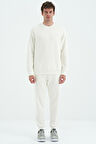 Ekru O Yaka Rahat Kalıp Şardonlu Basic Jogger Erkek Eşofman Takım - 85190 | L