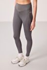 Koyu Gri Polyester Standart Fit Esnek Performans Kadın Tayt - 94666