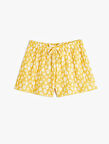 Çiçekli Pileli Şort Fiyonk Detaylı Beli Lastikli