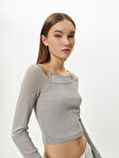 Omzu Açık Crop Tişört Çift Asimetrik Yaka Uzun Kollu Slim Fit