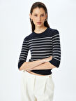 Yuvarlak Yaka 3/4 Uzun Kollu Çizgili Triko Kazak