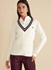 Brooks Brothers V Yaka Standart Saç Örgü Desenli Ekru Kazak Kadın V Yaka Saç Örgü Kolej Yün Kazak